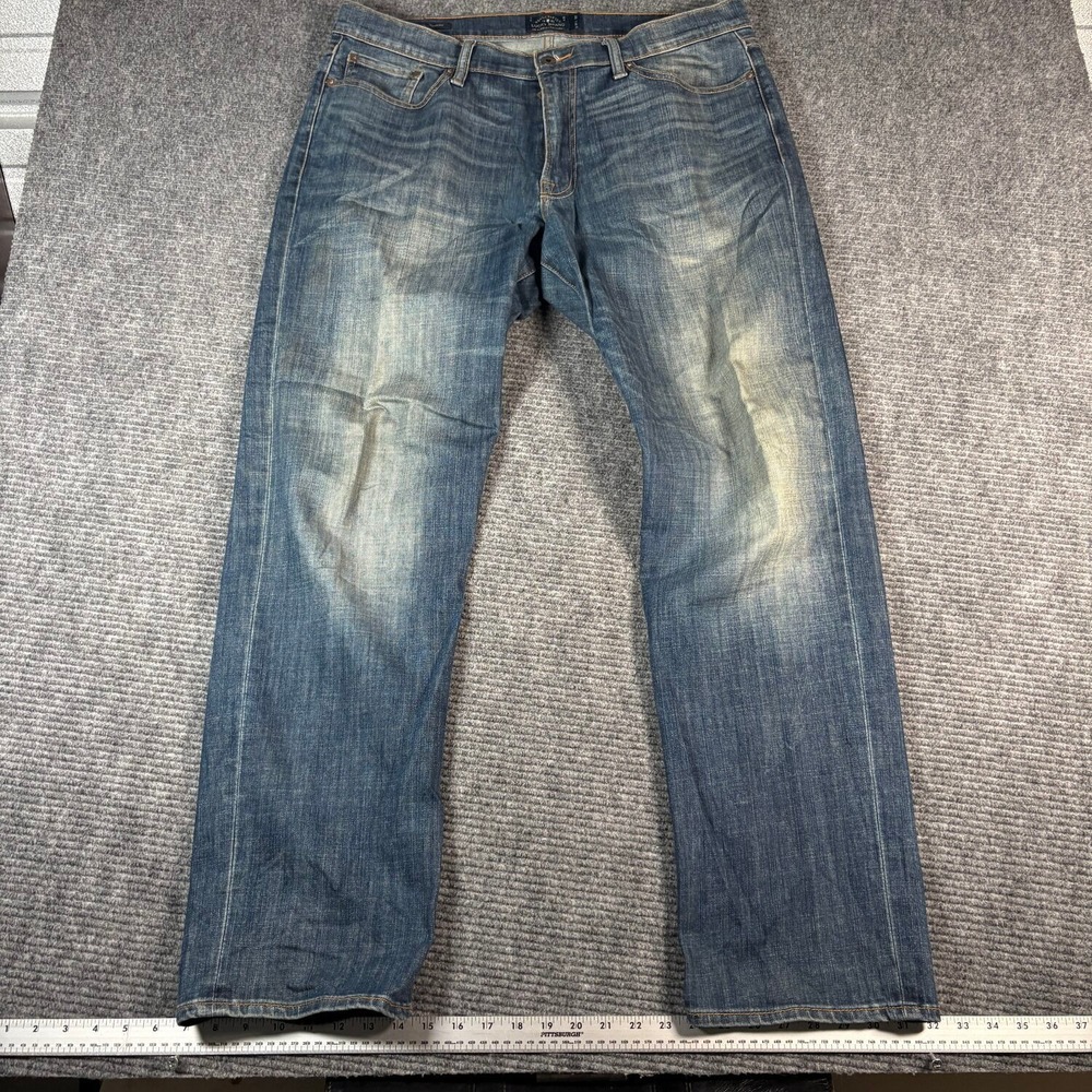 Lucky Brand 363 Vintage Straight Jeans Mens 36x32 Blue Excellent Medium Wash